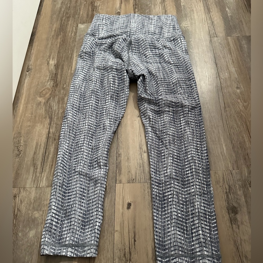 Lululemon capris